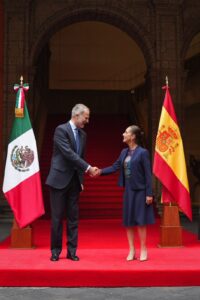 PRESIDENTA CLAUDIA SHEINBAUM RECIBE EN PALACIO NACIONAL AL REY FELIPE VI (3)