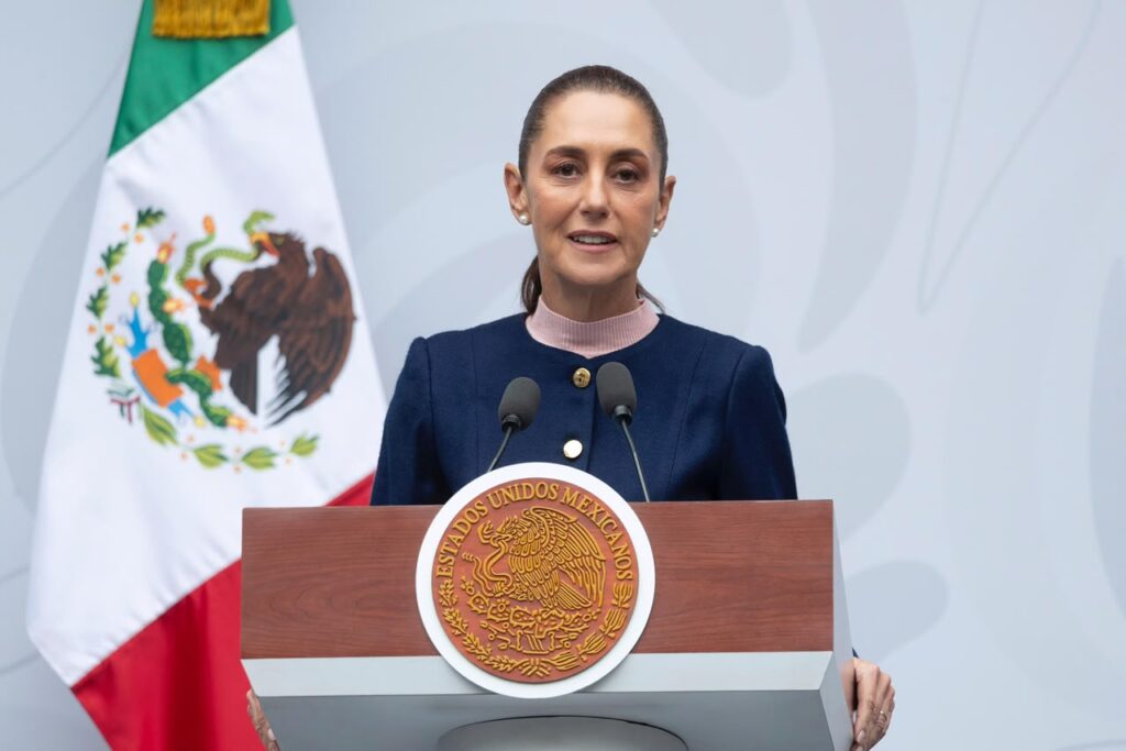 FOTOS El objetivo es promover la minielectromovilidad Presidenta Claudia Sheinbaum presenta el minivehículo Olinia Carga; la convocatoria para su producción se publica en septiembre ( (7)