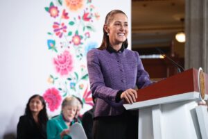 FOTOS En cinco años, aumentó en 7 millones el número de mexicanas y mexicanos con agua entubada en su vivienda; se invierten más de 180 mil mdp en obras hídricas presidenta Cl (3)