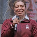 Aremi Fuentes regresa a casa