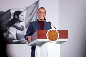 FOTOS Presidenta Claudia Sheinbaum anuncia programa emergente de 12 acciones en 120 días para mejorar la atención y las condiciones de los trabajadores en el IMSS (5)